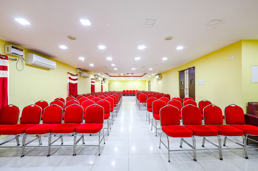 fabhotel prime mahalaya residency nr pallavaram railway station