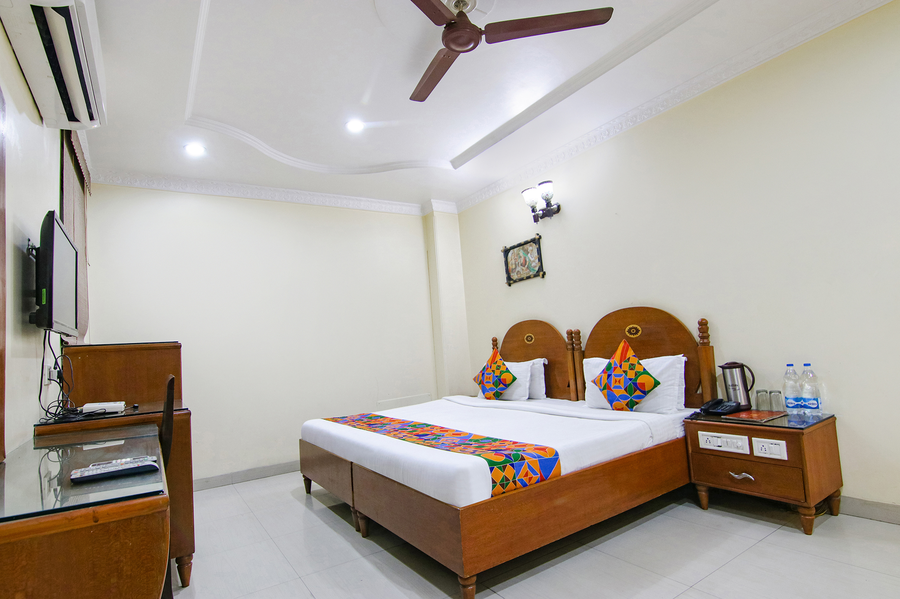 fabhotel jalandhar corporate suites