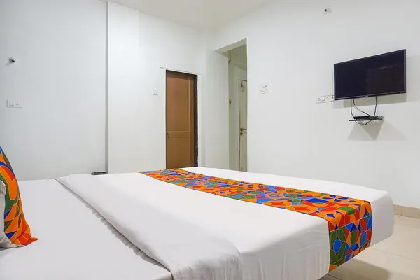 fabhotel silver oak