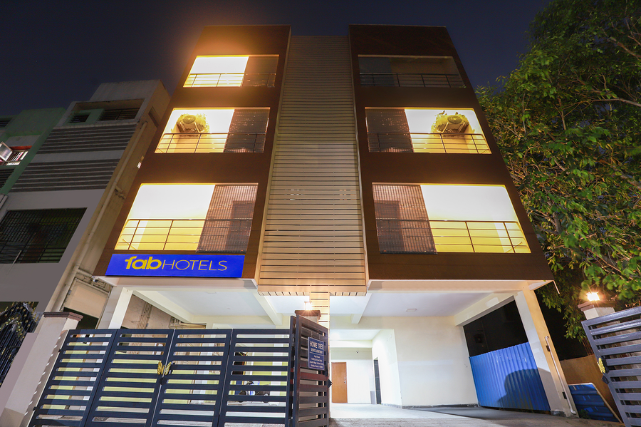 Fabhotel Home Tree Service Apartment Kolathur,,3 star