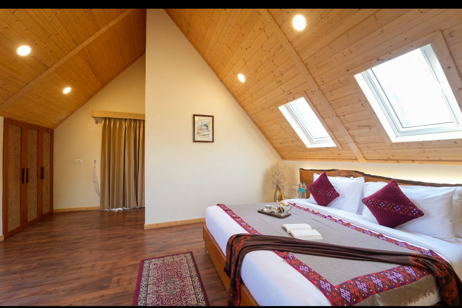 samsara luxury cottages and spa chail