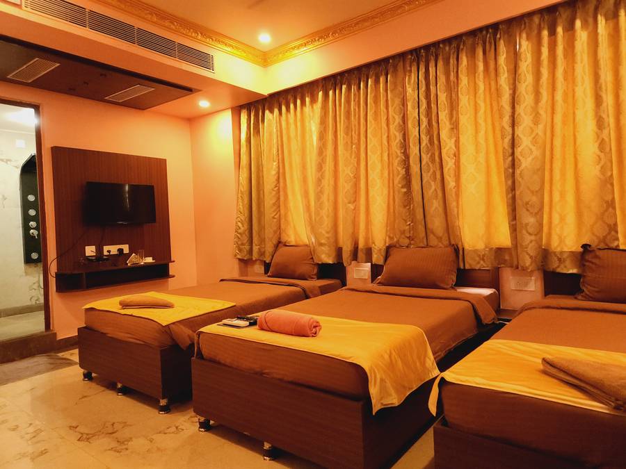 hotel sai international