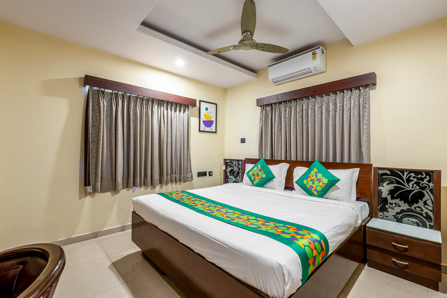 treebo marina grand railway station