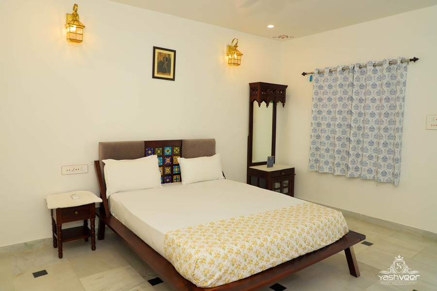 yash veer resort
