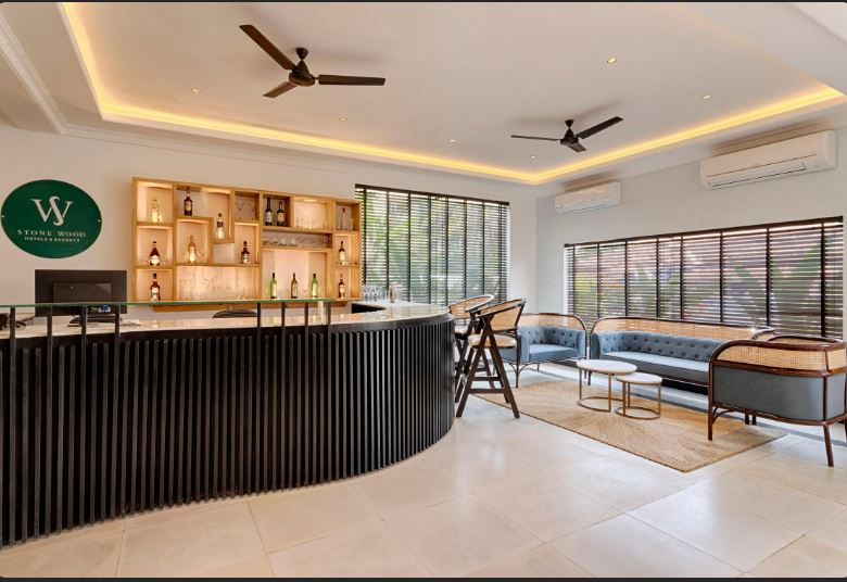 Azalea By Stone Wood Premier,Vasco-Da-Gama Railway Station,4 star