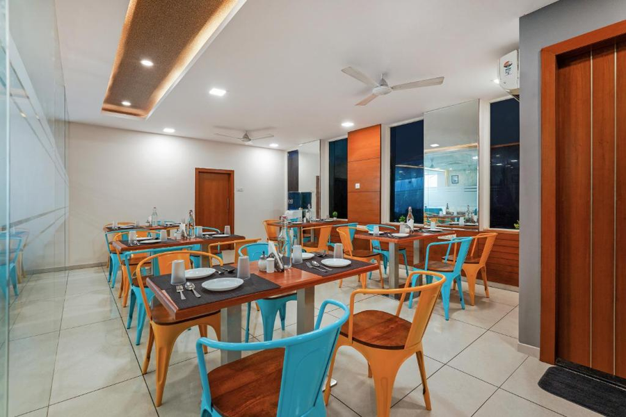 westside hotel gachibowli