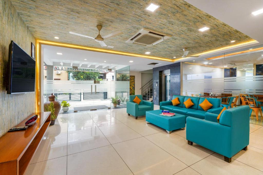 westside hotel gachibowli