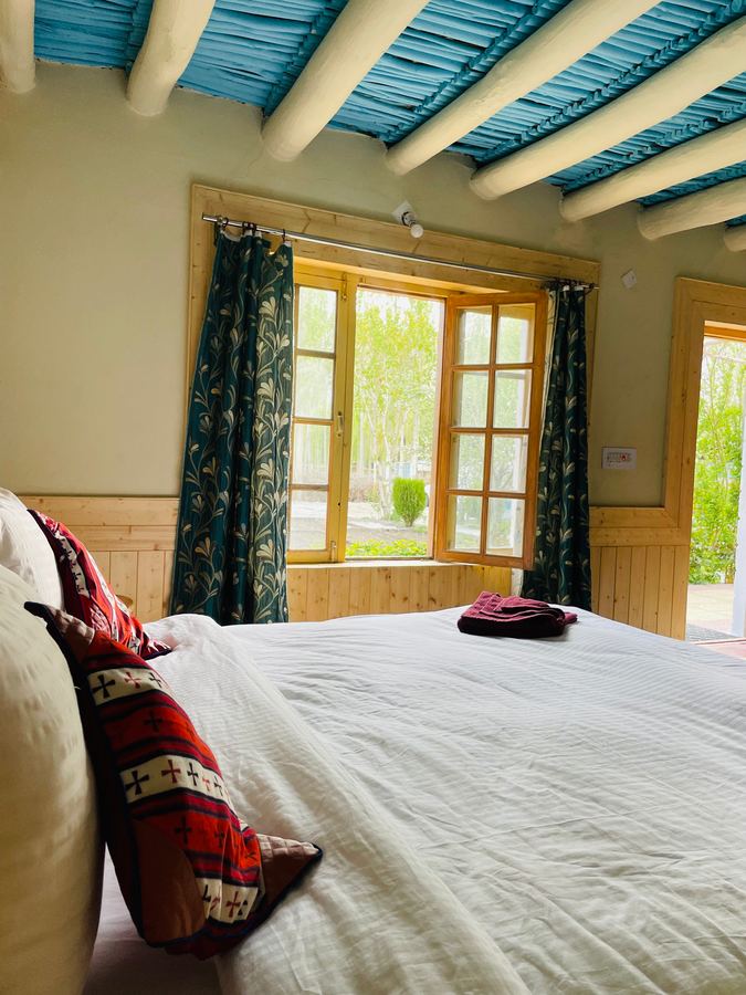 the kesar guest house sumoor