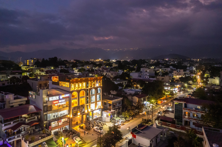The Social Stays Dehradun - Lush Green Mountains Unveiled photo 3