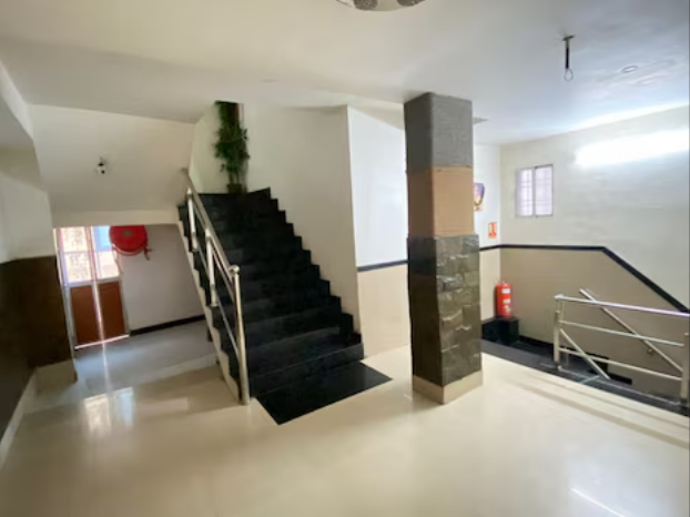 Swagstay Avadh Hotel,Sitabuldi,3 star