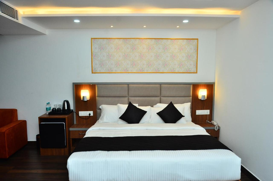 hotel eyrie nest bangalore