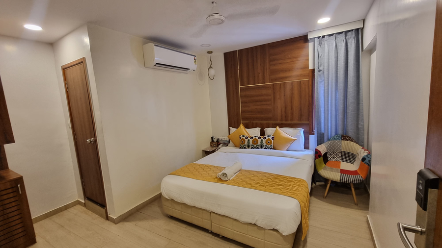 Hotel Hinduja Empire,,3 star