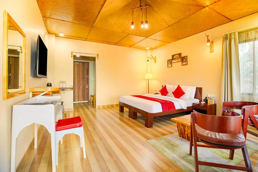 la nicholas lake view by summit hotels