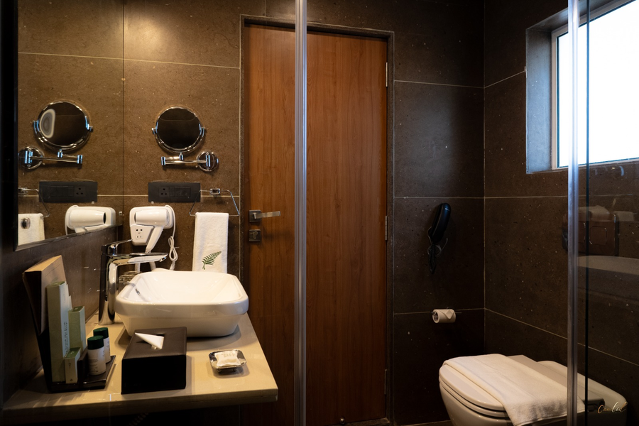 the fern wisteria resort dhari