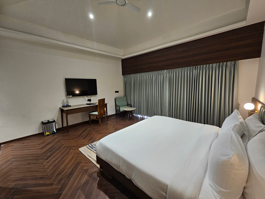 the fern wisteria resort dhari