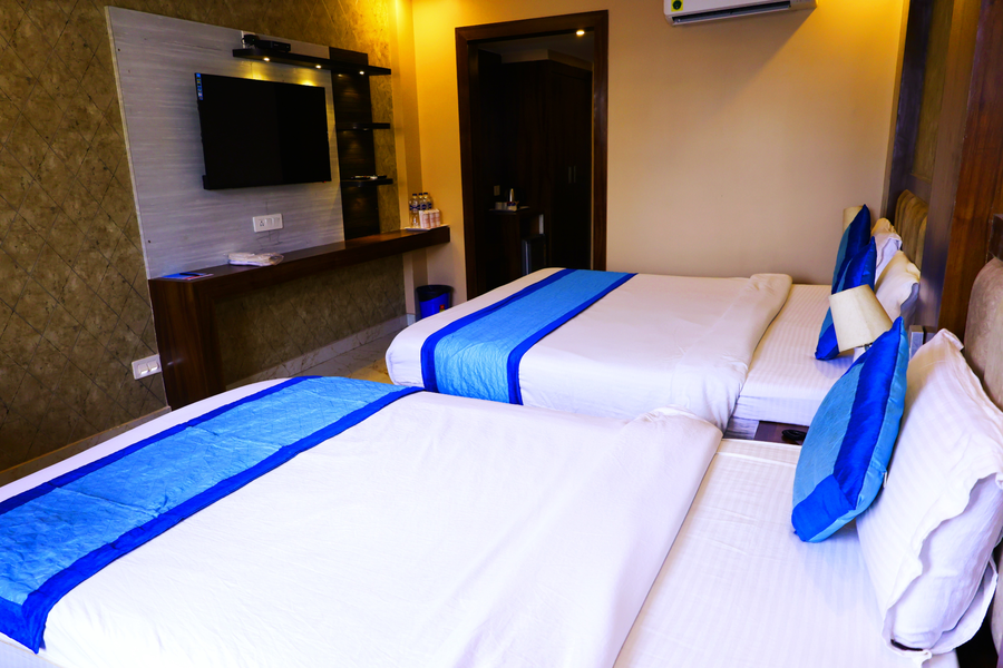 hotel ambika palace puri