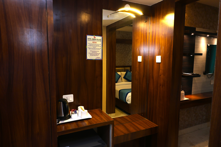 hotel ambika palace puri