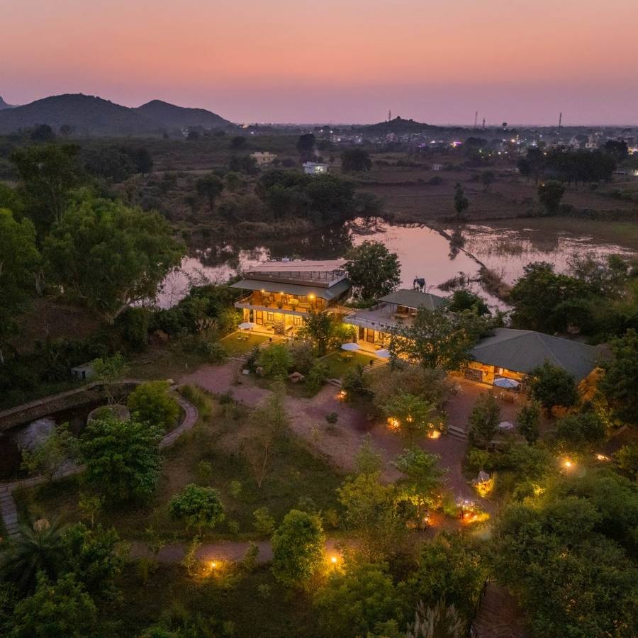 Moustache Ranthambore Luxuria,Sherpur Road,3 star