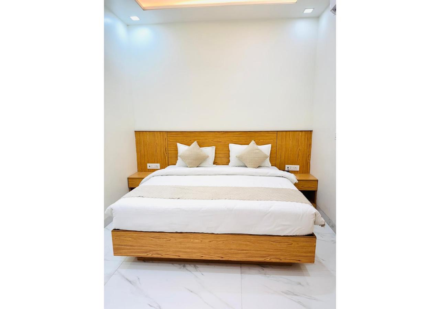 hotel shri radha orchid