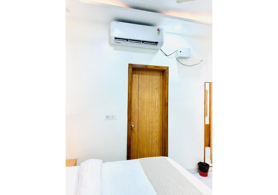 hotel shri radha orchid