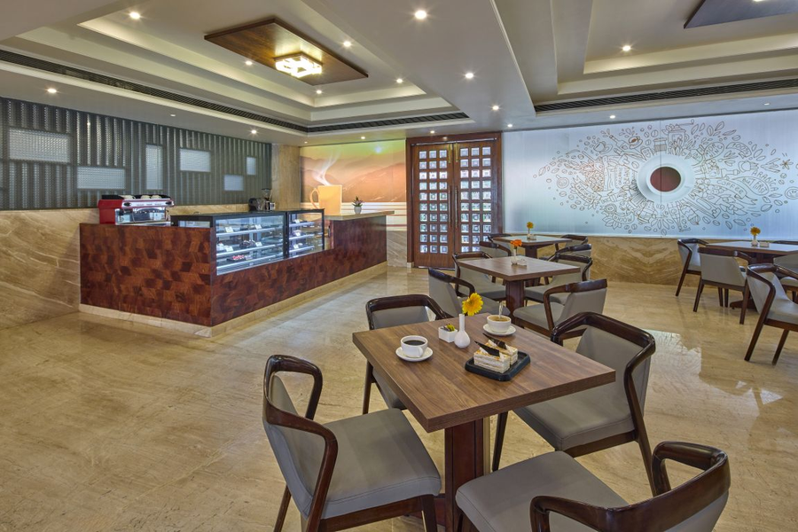 Regenta Hubbali,Gokul Main Rd, Beside Deshpande Foundation, Hubballi, Karnataka 580027,4 star