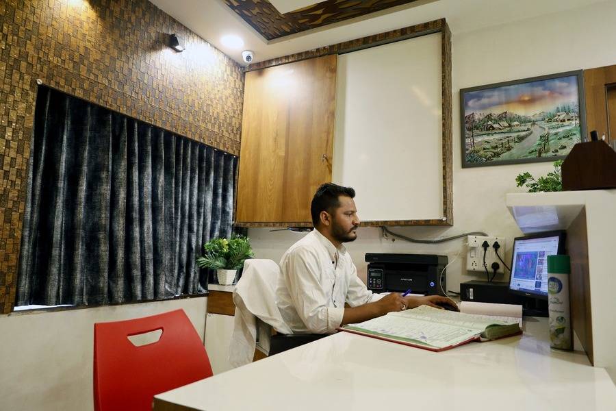 Hotel Galaxy Inn,Bapunagar,3 star