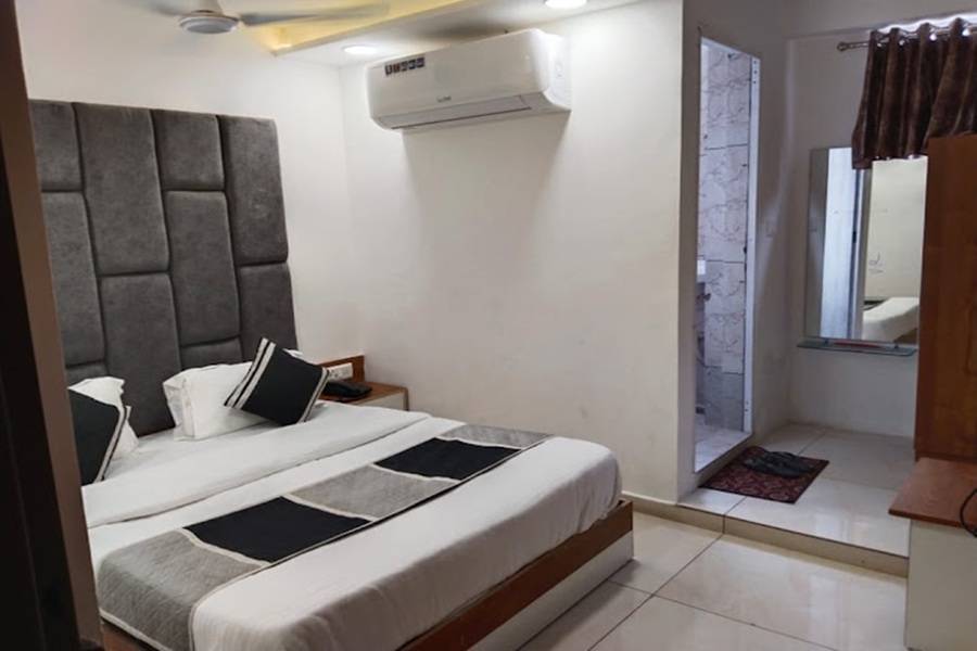 Hotel Galaxy Inn,Bapunagar,3 star