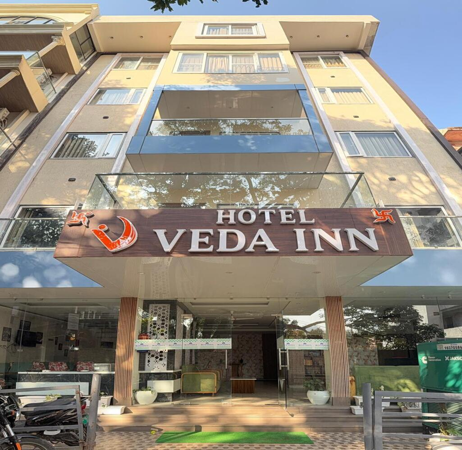 Hotel Veda Inn By Blue Lotus,Swarg Ashram Road,3 star