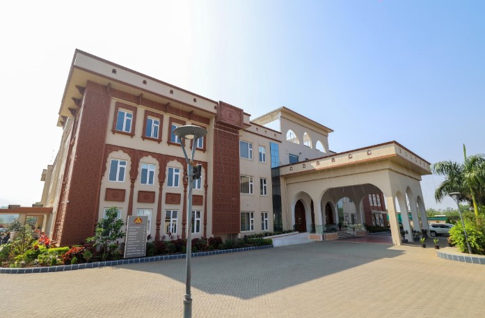 Maharaja Agrasen Palace,Ekvira,3 star