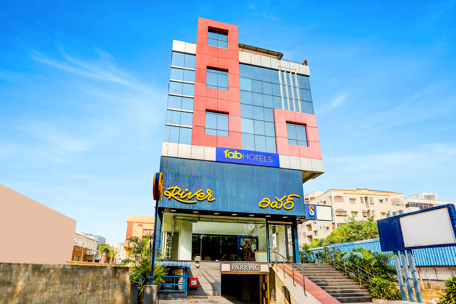 fabhotel suncity