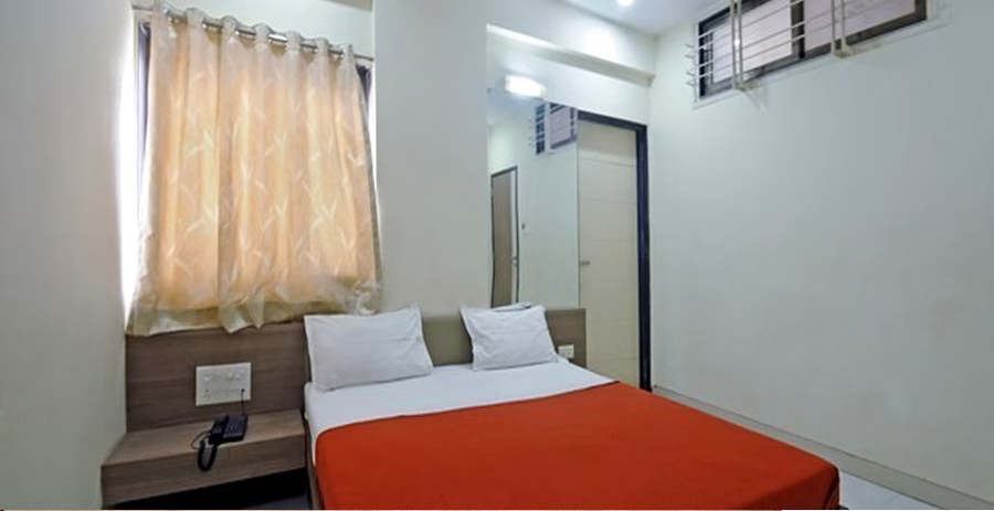 hotel j k palace