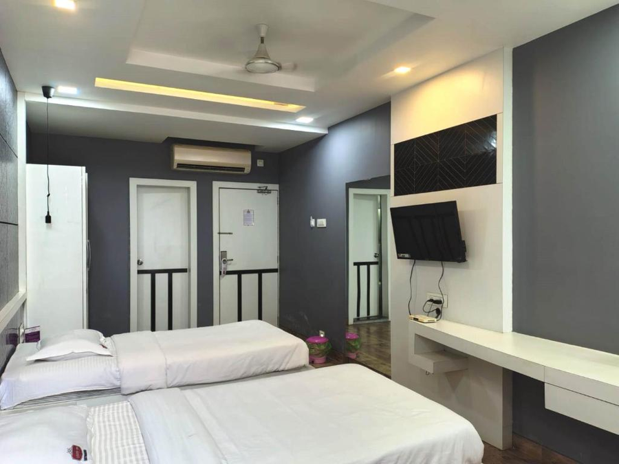 vits select grand inn ratnagiri