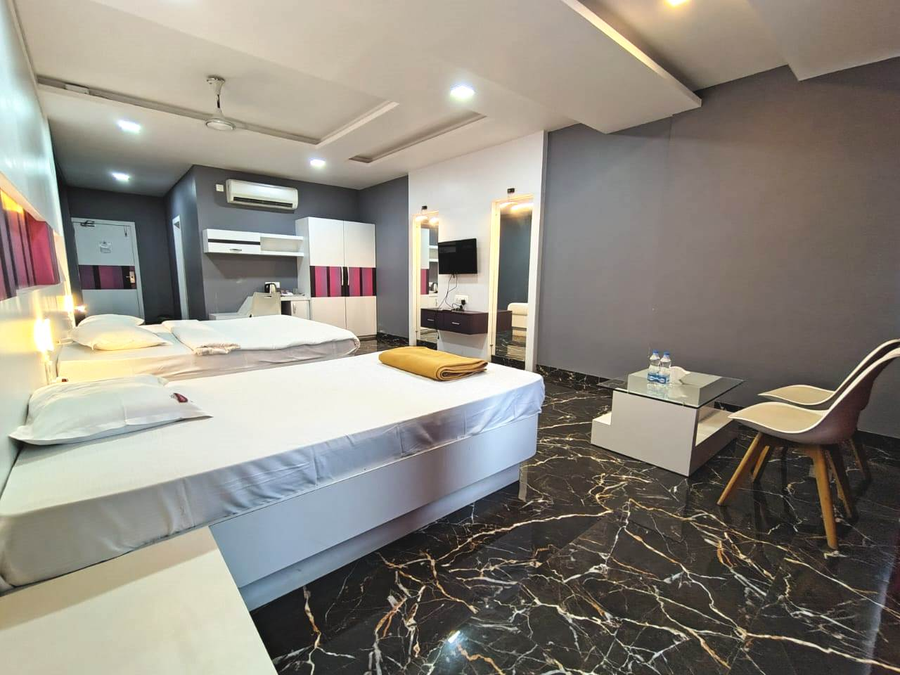 vits select grand inn ratnagiri
