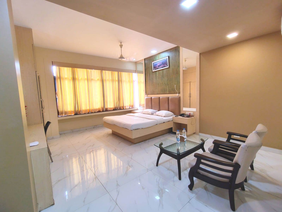 vits select grand inn ratnagiri