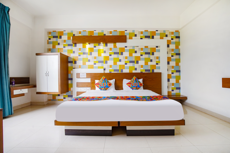 fabhotel emirates suites