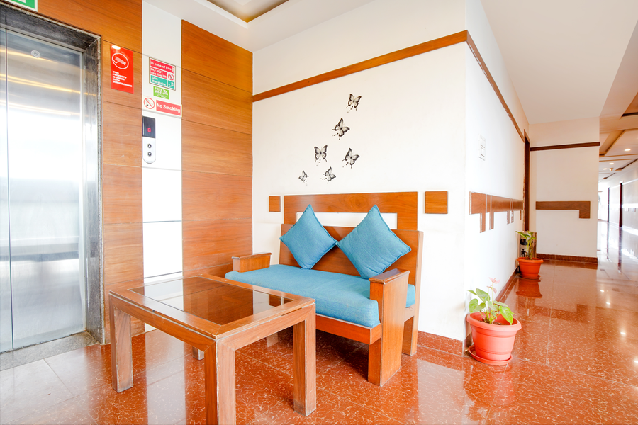 fabhotel emirates suites