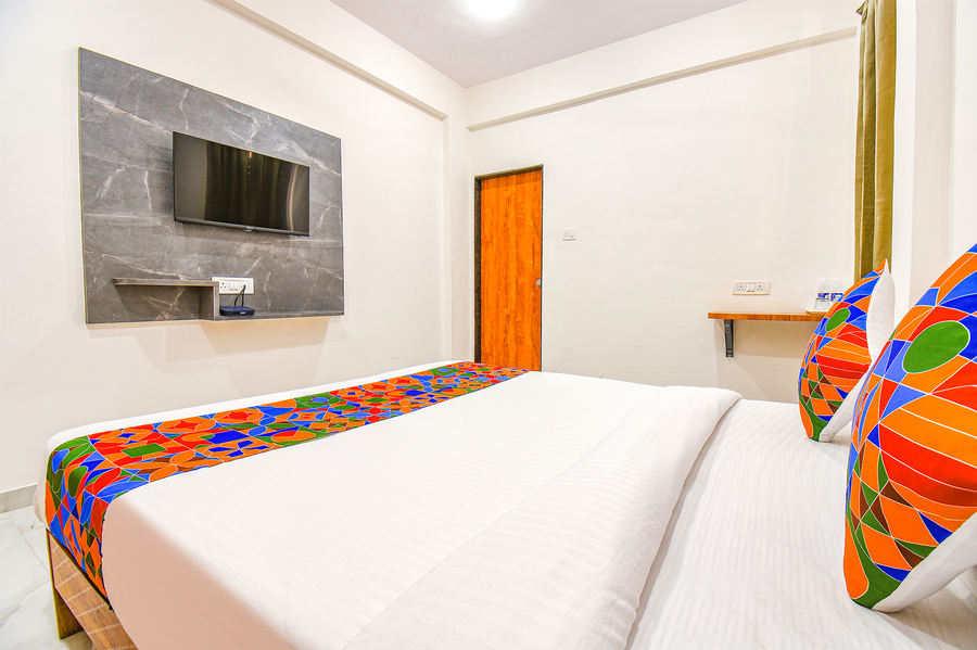 fabhotel prime esta inn
