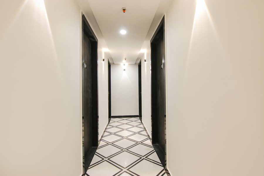 Fabhotel Greysky,VIVEK VIHAR,3 star