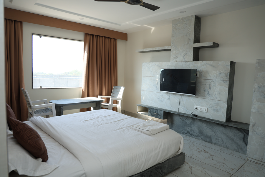 hotel magnet by wishotel