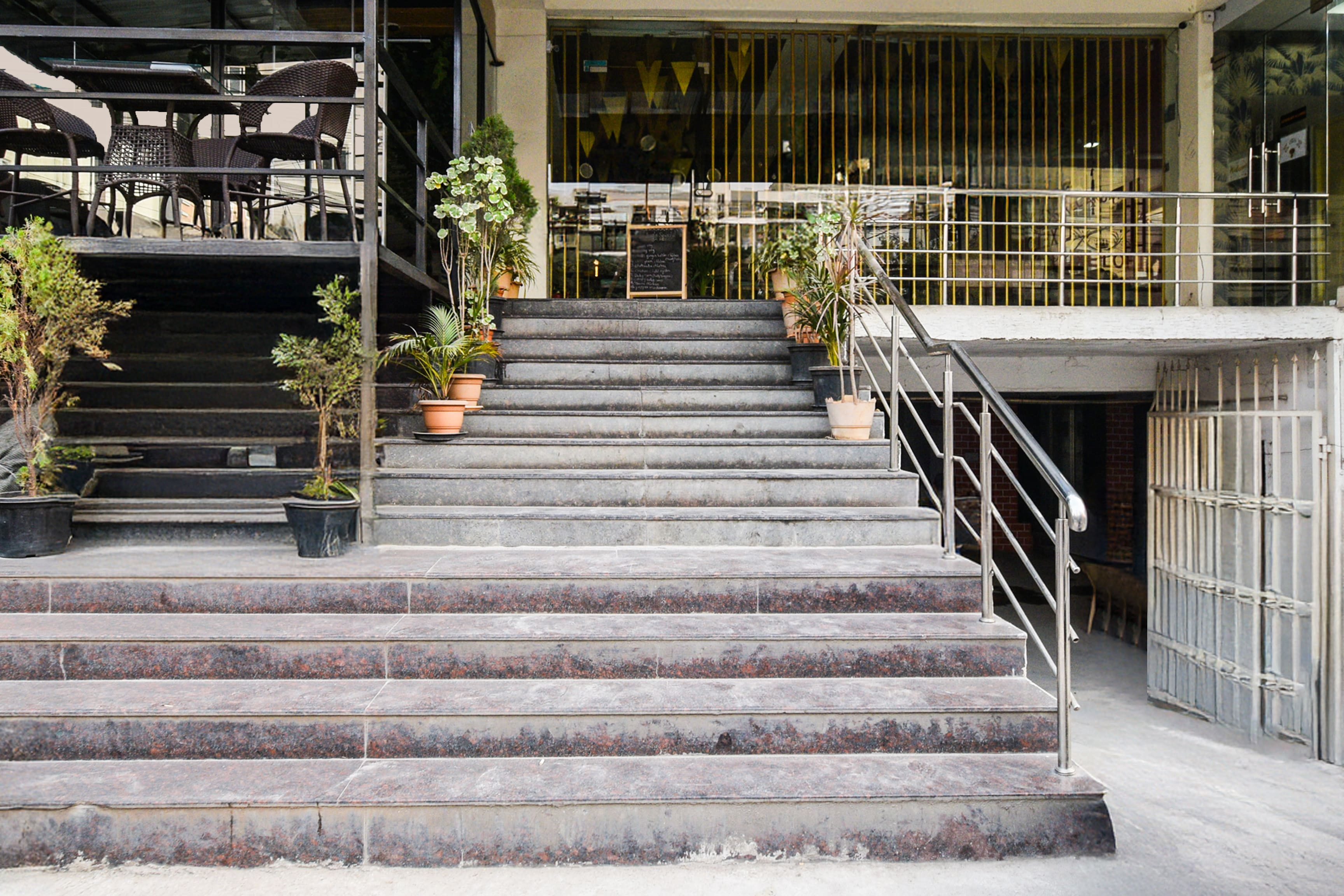 Super Townhouse Hitec City Metro Station Formerly Jkc Grand,Madhapur,4 star