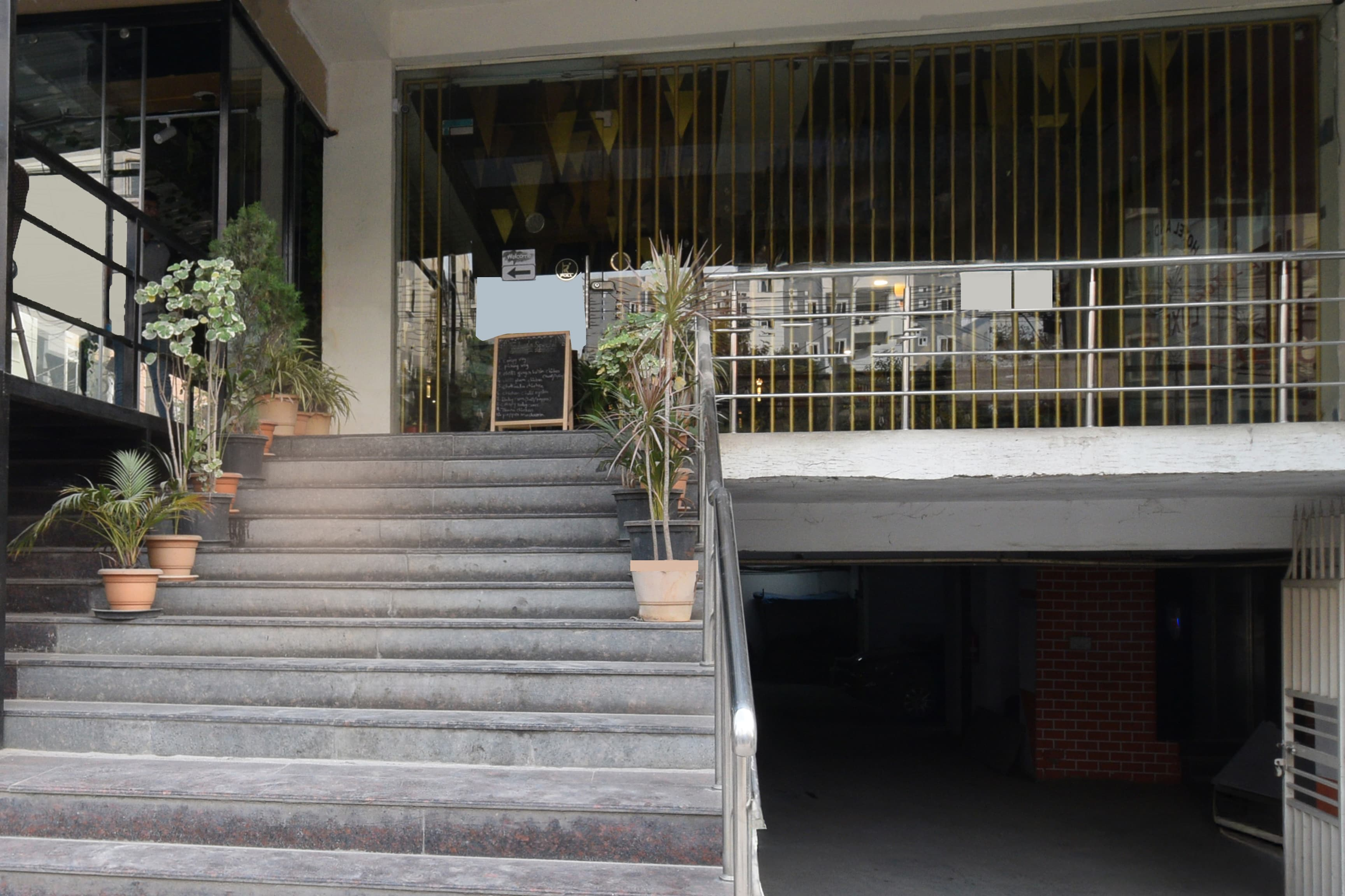 Super Townhouse Hitec City Metro Station Formerly Jkc Grand,Madhapur,4 star