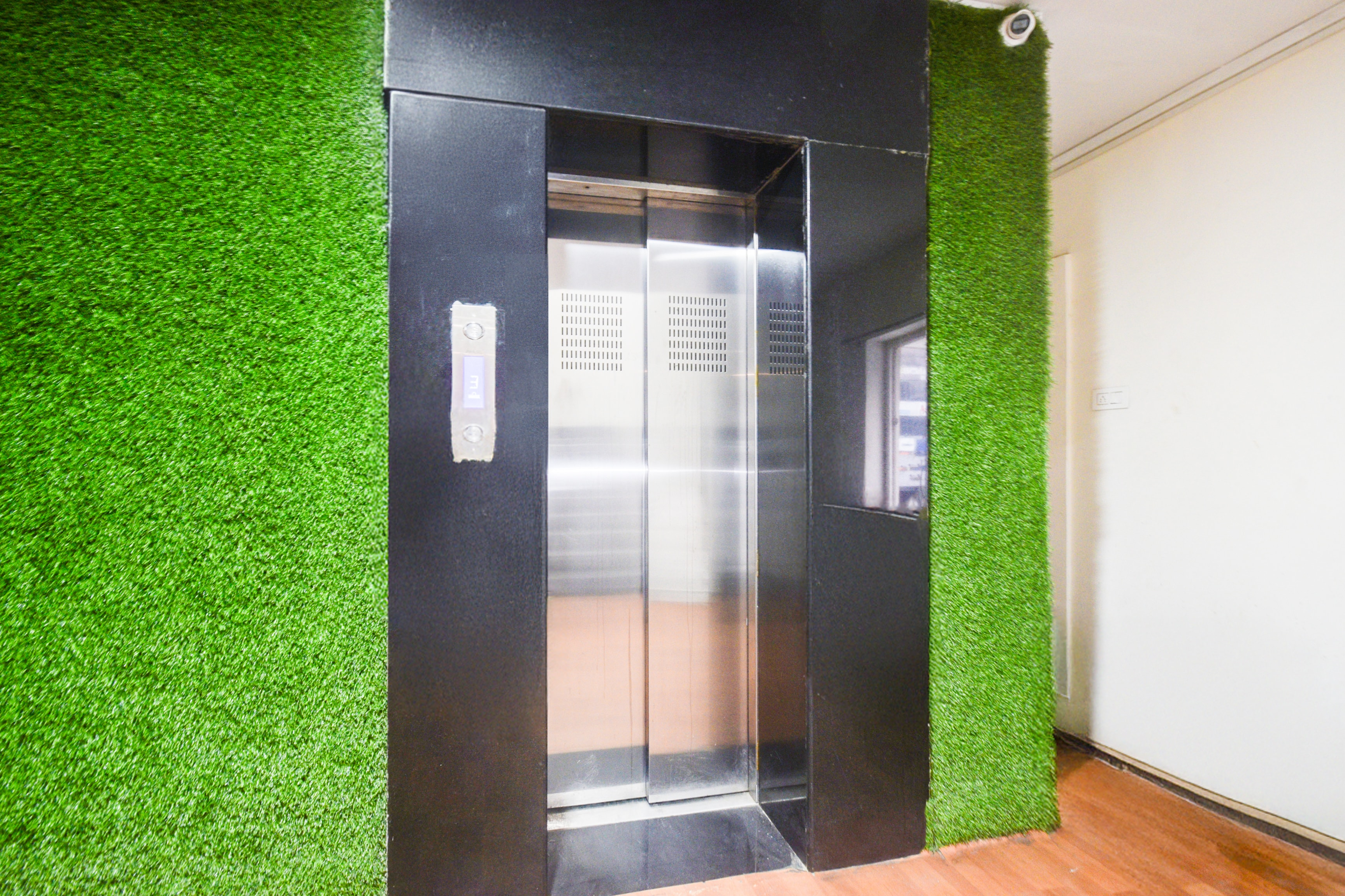 super townhouse hitec city metro station formerly jkc grand