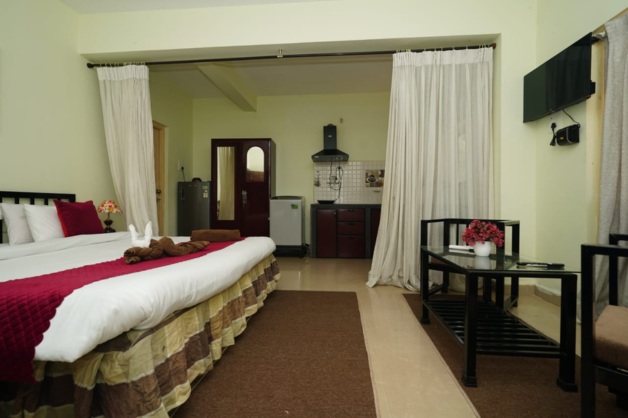four seasons guesthouse