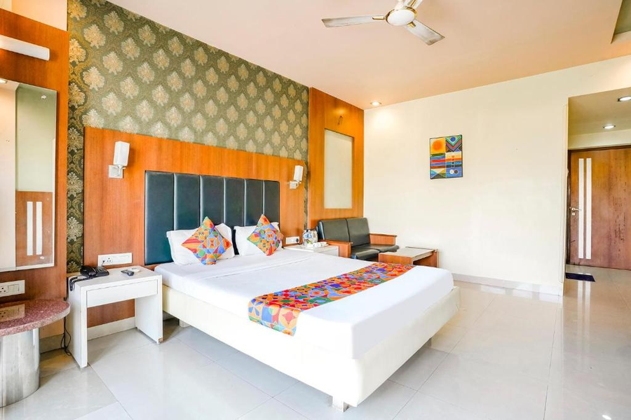 fabhotel devanshi inn
