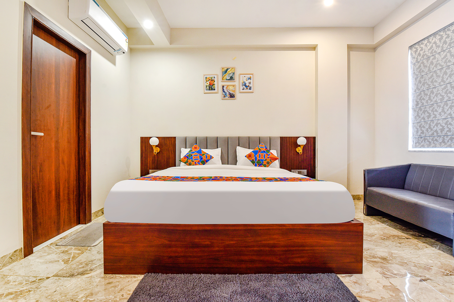 fabhotel pravaasam residency