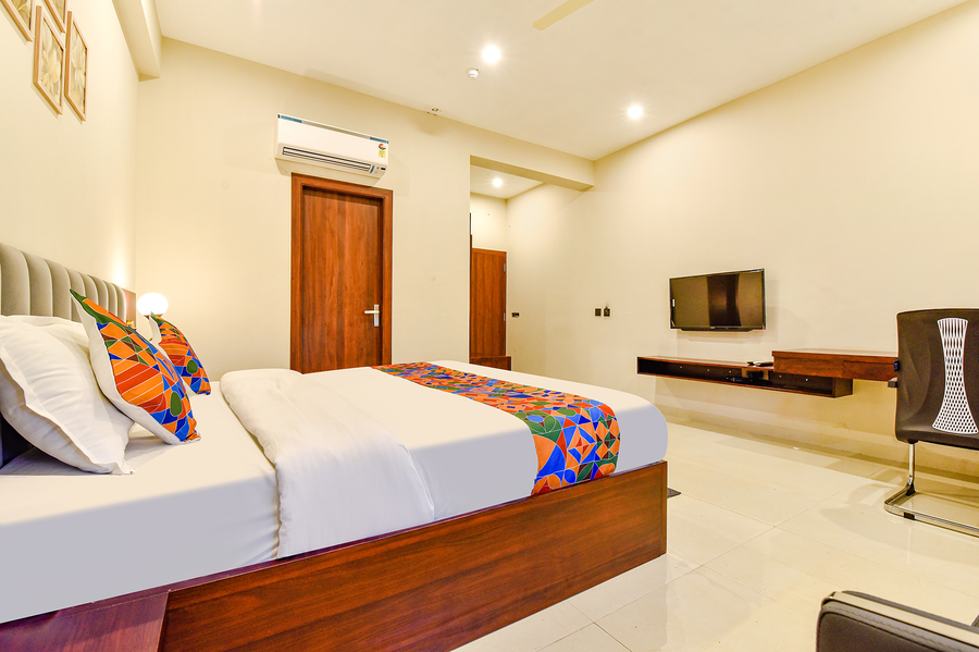fabhotel pravaasam residency