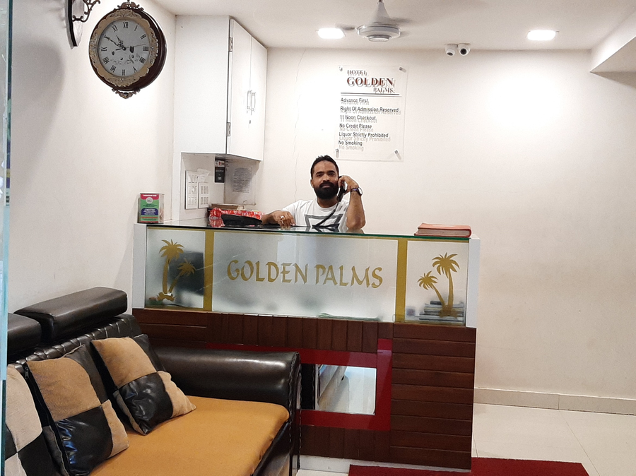 hotel golden palms