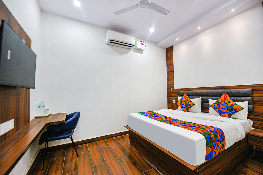 Fabexpress City Walk,NEW INDUSTRIAL TOWN, FARIDABAD,3 star