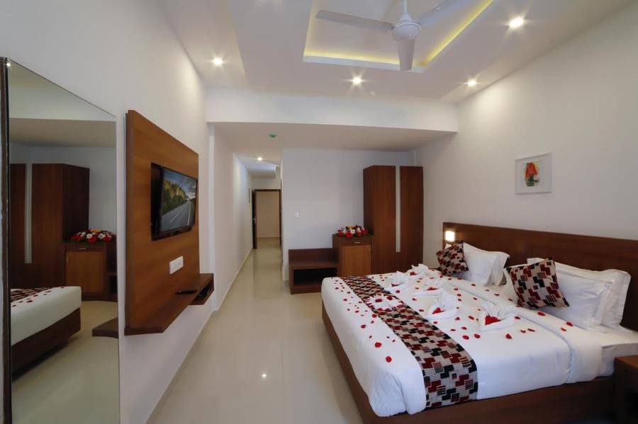 Veetee Mid Town, Adimali, Munnar Road, Kerala,Adimali,4 star