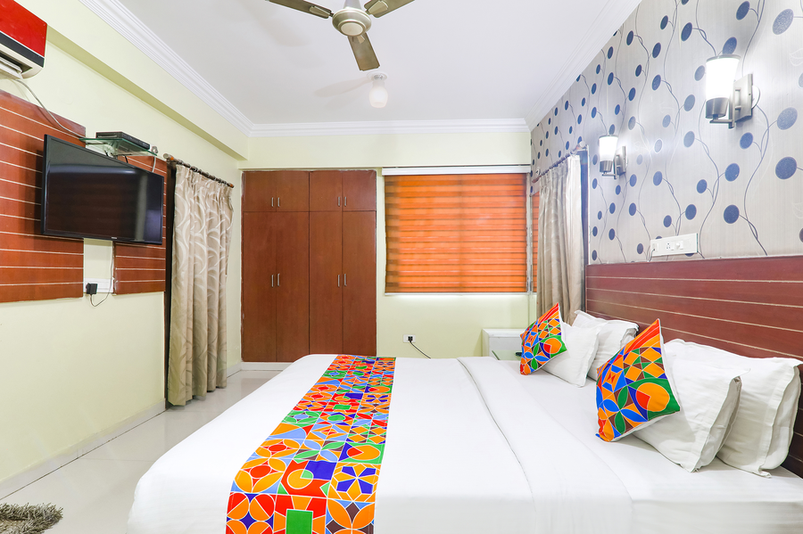 fabhotel royal ville